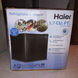 Haier 1.7cubic Ft Fridge-freezer 