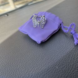 Beautiful Butterfly Ring Silver