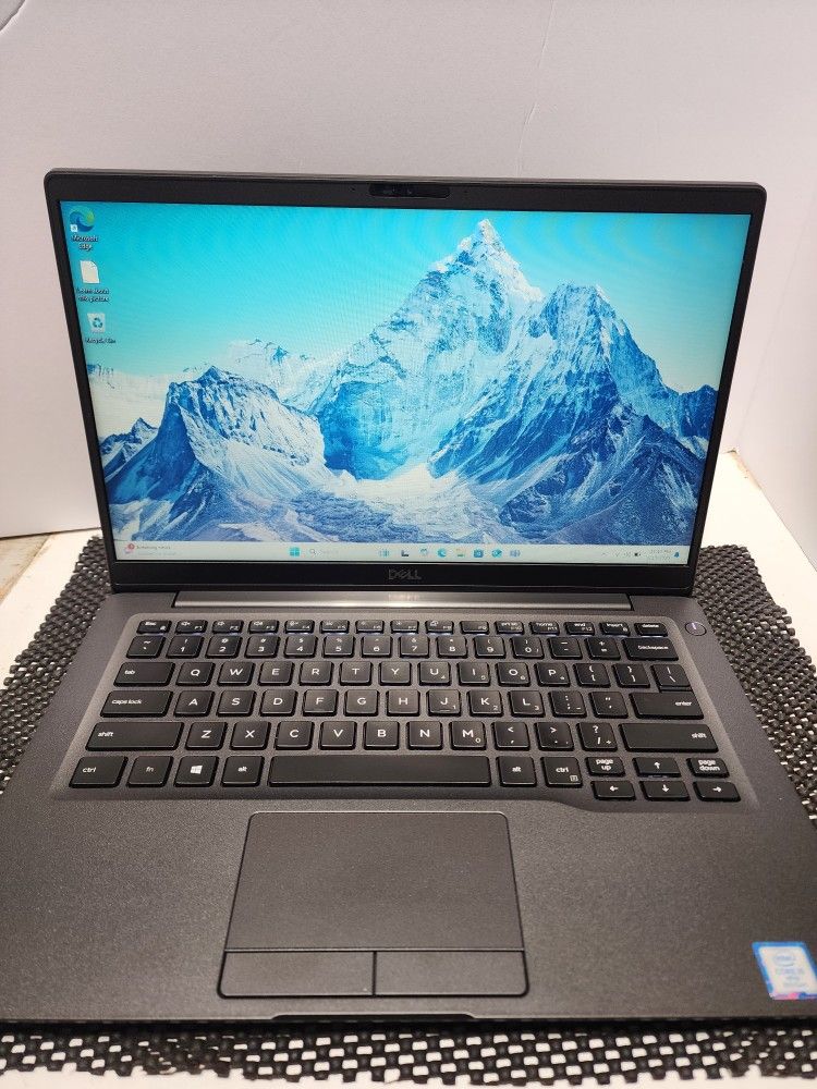 DELL LATITUDE 7400 WINDOWS 11 PRO VERSION 24H2 LAPTOP