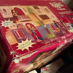 Rare NIB BRATZ mansion doll house