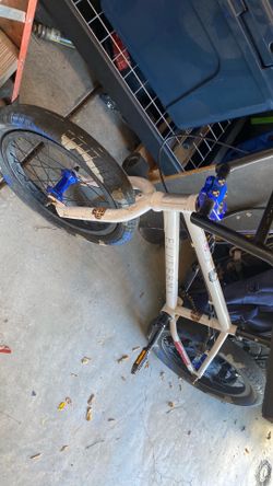 Kids Elite BMX 18” bicycle