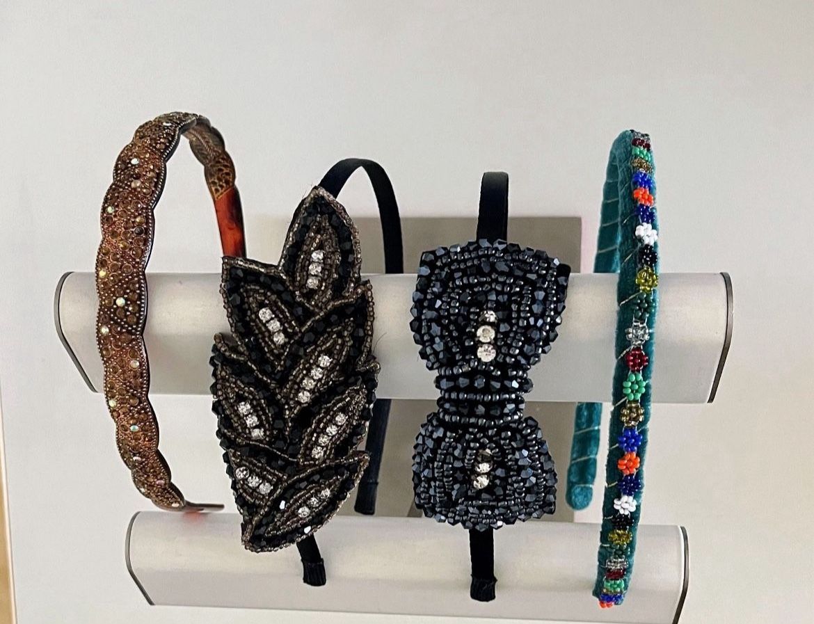 $3 Each Hair Band (Pick upπ In Bellevue)*Check out my Other Posts π