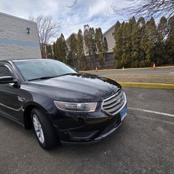 2014 Ford Taurus