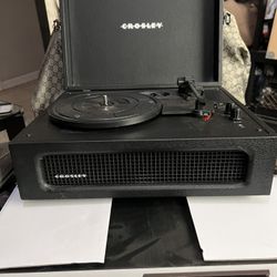 Crosley Voyager Turntable 