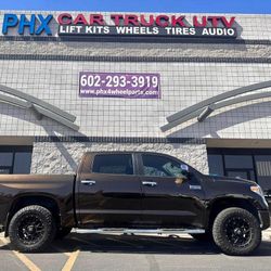 Tundra. Leveling Kit With Installation.