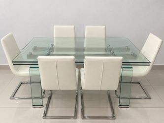 Modern extendable Glass dining set