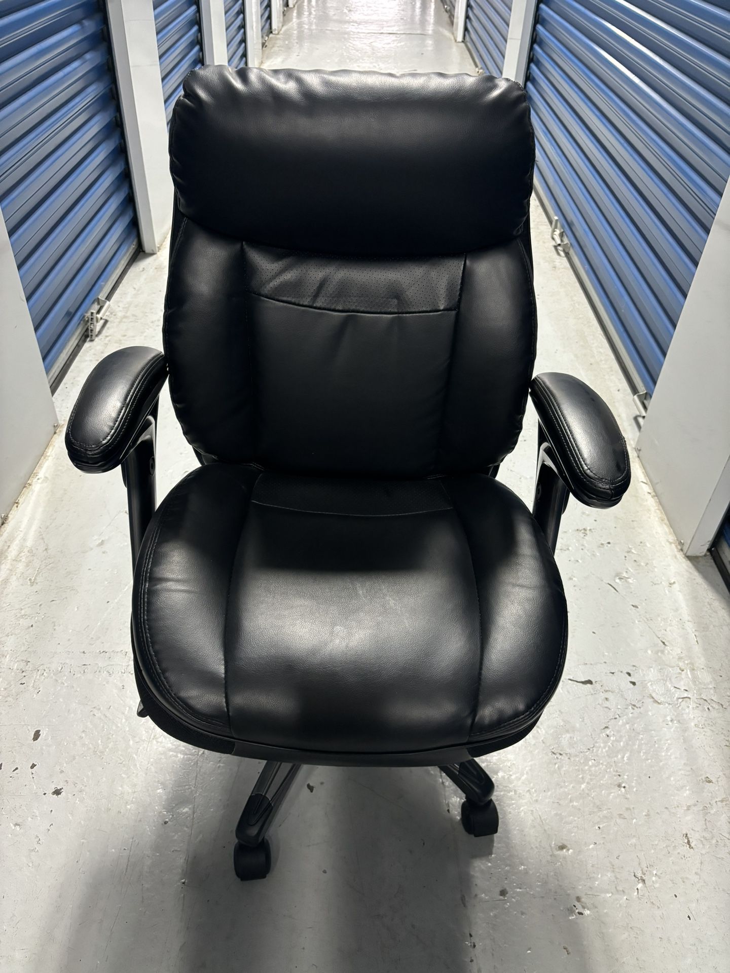 Black Leather Office Chair