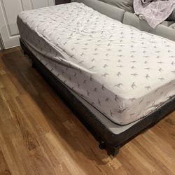 Like New Twin Bed with Mattress, Box Spring And Metal Bed Frame