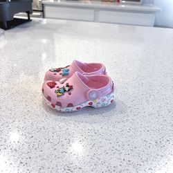 Mini Mouse Crocs Size 5