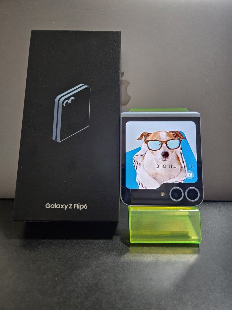 Samsung Galaxy Z Flip 6 5G 256GB For (Spectrum Mobile) Only