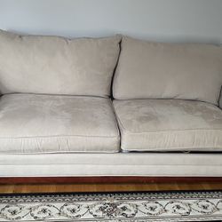 Rooms2Go Couch Set *NEEDS TO GO ASAP