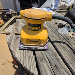 Dewalt Sander