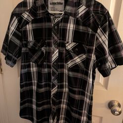 Men's Size Large Short Sleeve Plaid Shirt