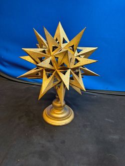 13 Point Golden Metal Sculpture