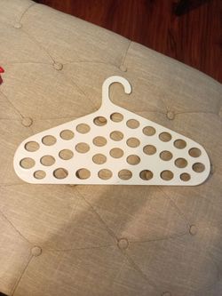 Scarf organizer