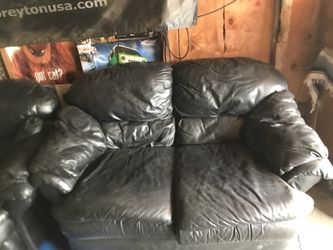 Black Leather Couches