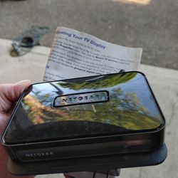 NETGEAR Push To TV wireless adapter