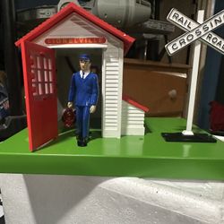 Lionel Auto Gateman 