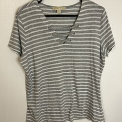 Michael Kors Women’s Grey And White Striped Shirt V Neck Size XL