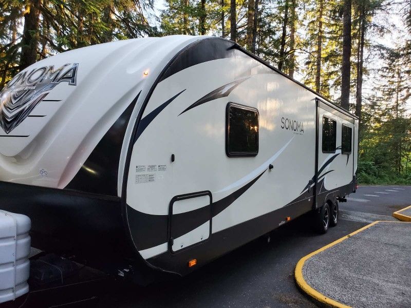 2018 Sonoma By FOREST RIVER GREAT CONDITION