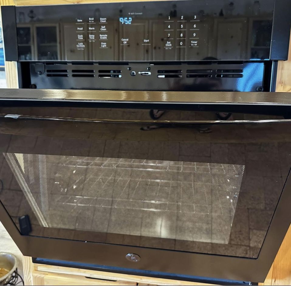 GE Single Wall Oven