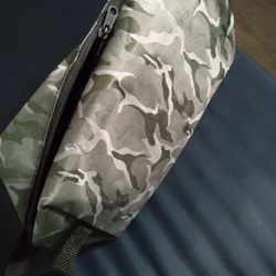 Camo Bag  Approx.7"X10" Inches