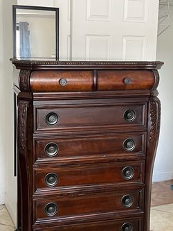 King sized bedroom set