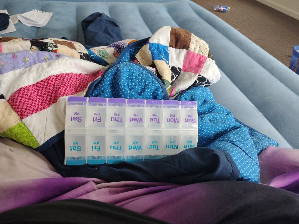 Pill Divider