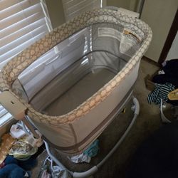 Bassinet 