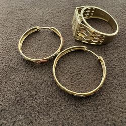 14k Earrings & A Ring Set