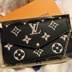 Pochette Felicie With Chain Bag