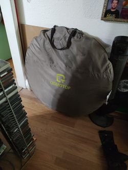 Qomotop Instant Tent Brand New $40