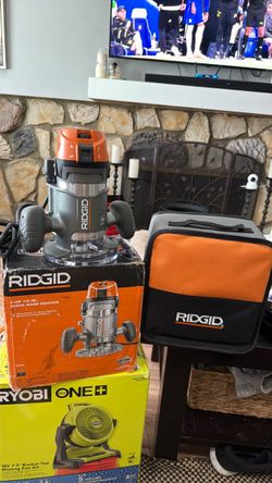 RIDGID 2 HP 1/2 In. Fixed Base Router