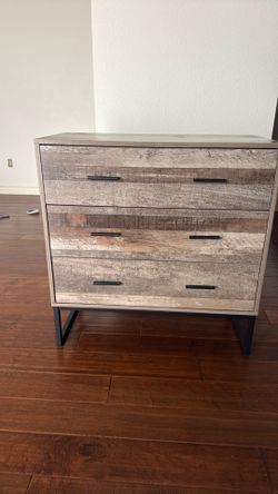 Dresser Gray Shade -50$ (Kedrian Wayfair)