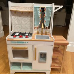 Kids Wooden Play Kitchen
