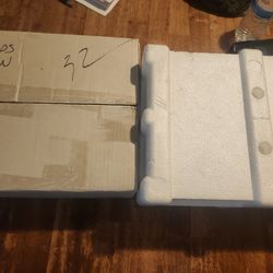 Train broncos.... and  santa bronco statue