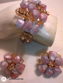 Vintage wired metal wrap glass bracelet and clip on earrings