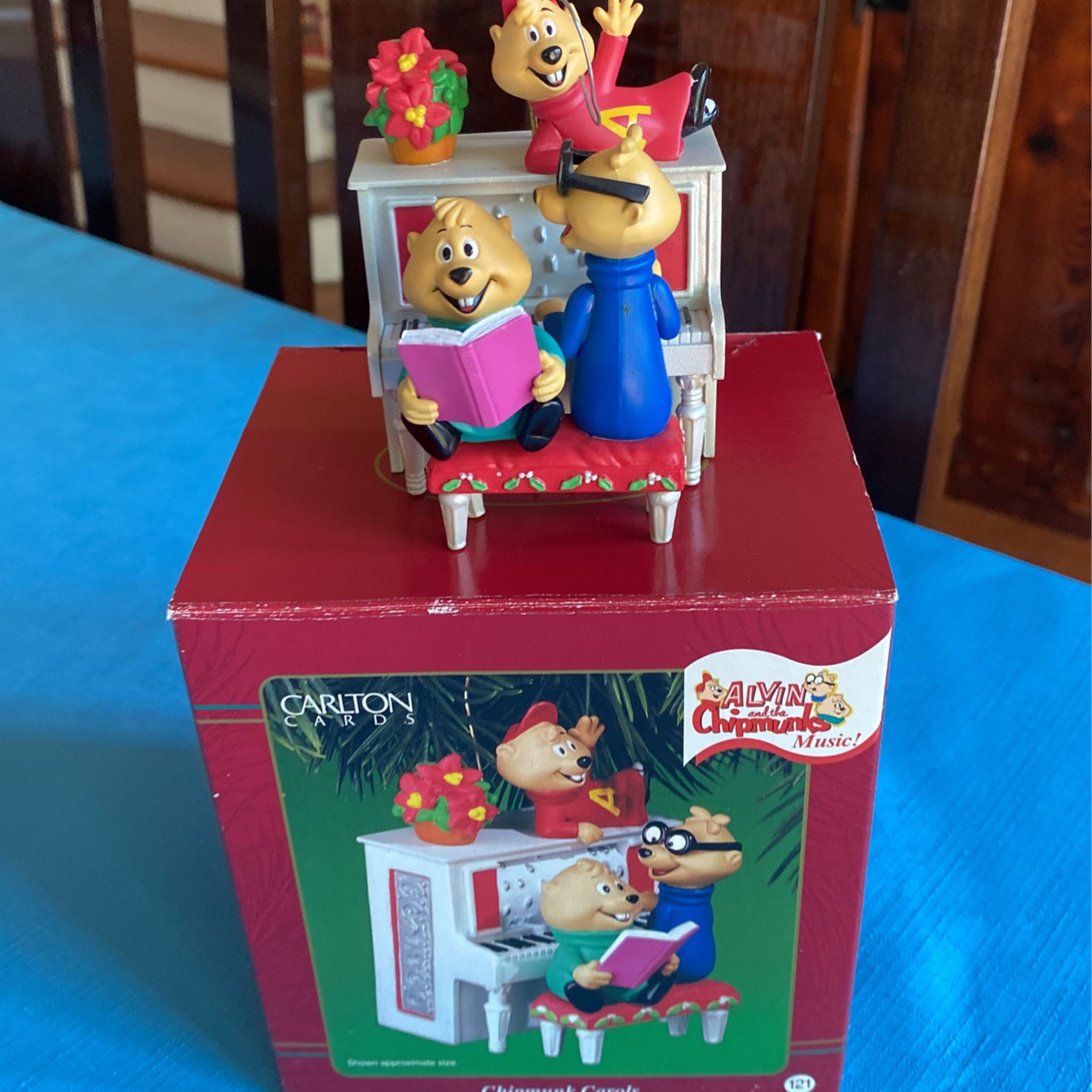 Heirloom collection Colton cards Alvin and the Chipmunks chipmunks Carol’s 2001 vintage collectible in the original box