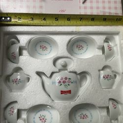 Heirloom Tea Set