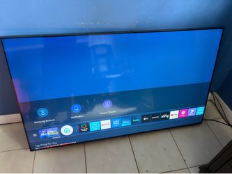 Samsung Crystal UHD Smart TV 55” (Wall Mount included) - Like New