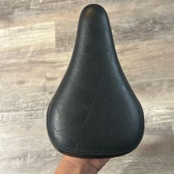 Kink Bmx Seat with one piece Animal Post