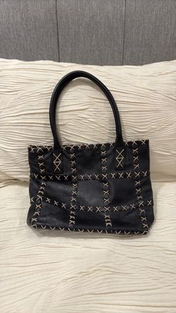 Beautiful  BERGE Italian leather shoulder bag.