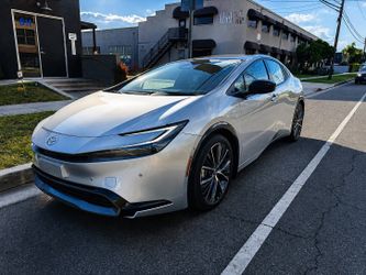 2024 Toyota Prius