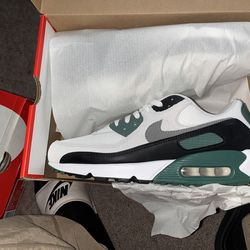 Nike Air Max size 11 men’s