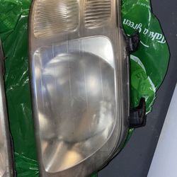 Front Lights To A Honda Crv 2001