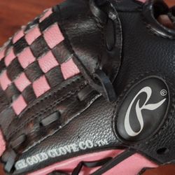 Rawlings Players Series Youth PL1109P 11 " Left Hand Thrower Glove - Basket Web

