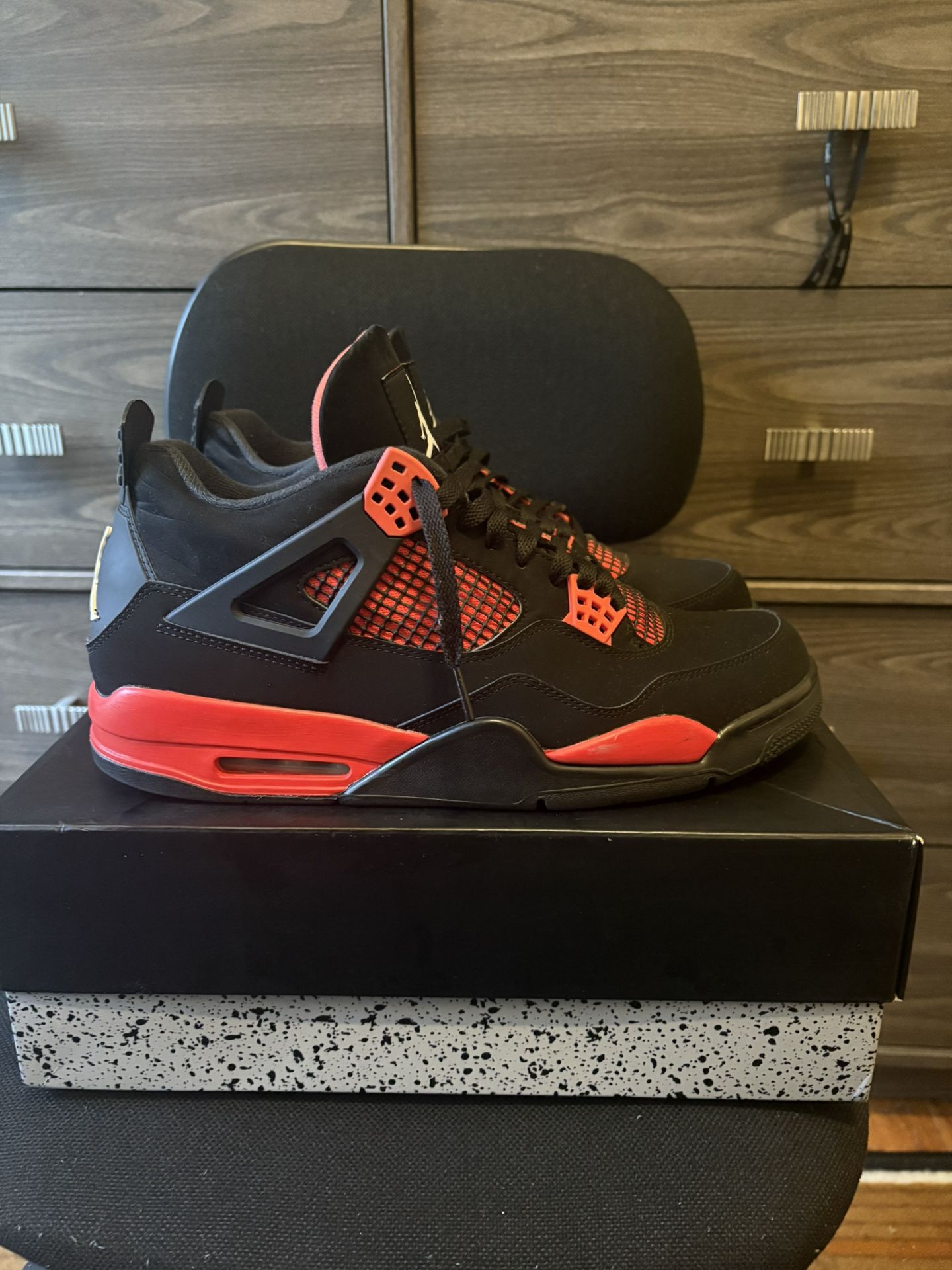 Air Jordan 4 Retro Red Thunders