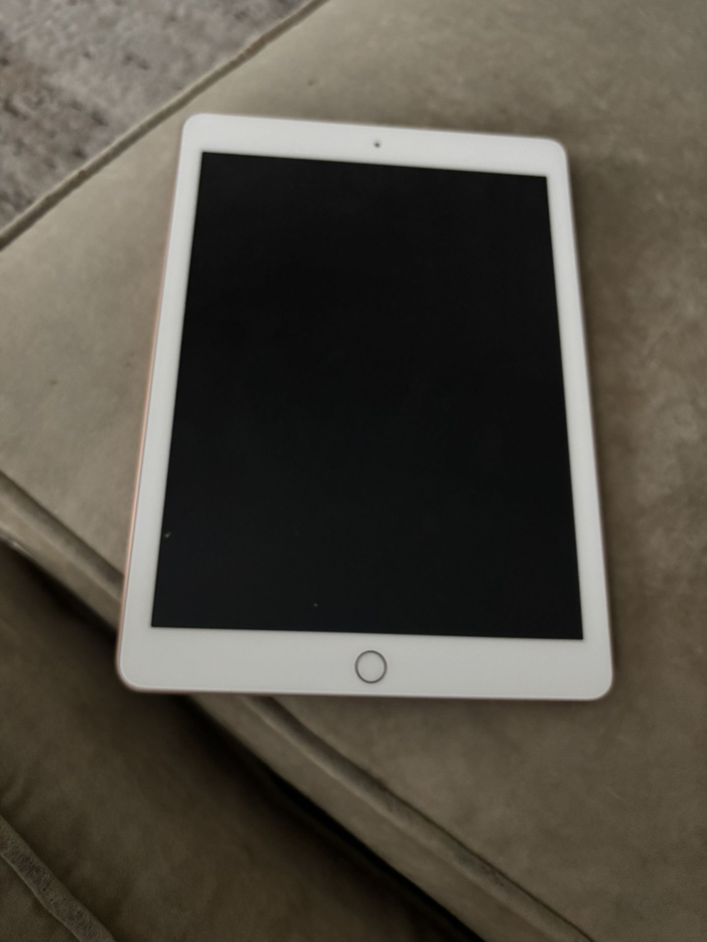 iPad 6th Generation 