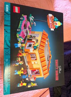 LEGO Icons The Simpsons Krusty Burger Set 10352