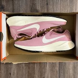 Nike revolution 7 pink size 9w